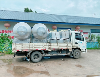 800L真空滾揉機(jī)2臺(tái)，200L料車15臺(tái)，發(fā)貨昌樂